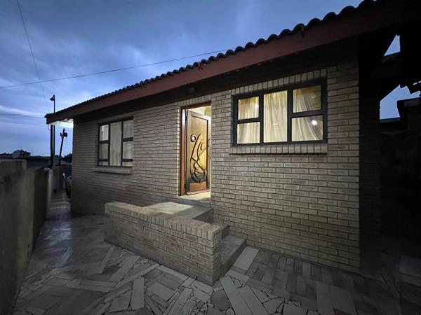 2 Bedroom House