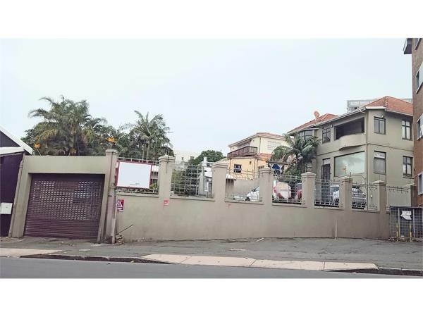 112.9 m² Office Space