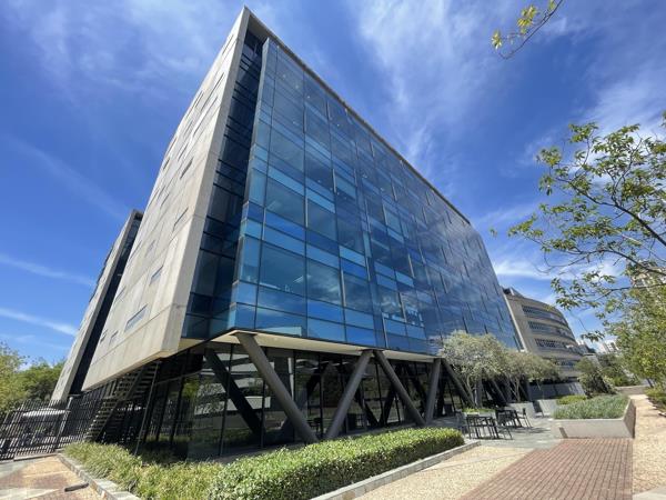 796 m² Commercial space