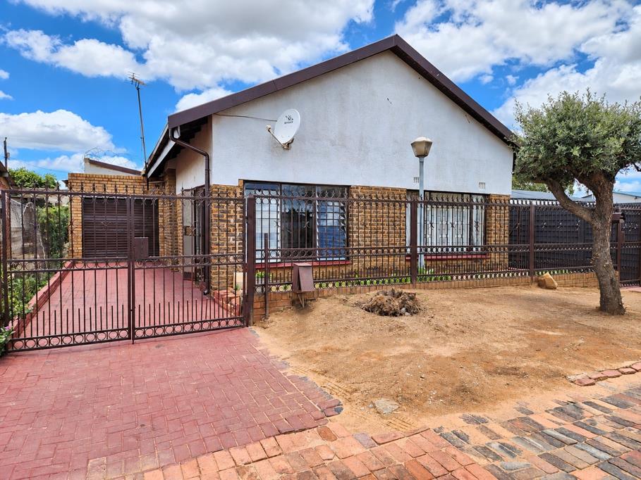 4 Bedroom House
