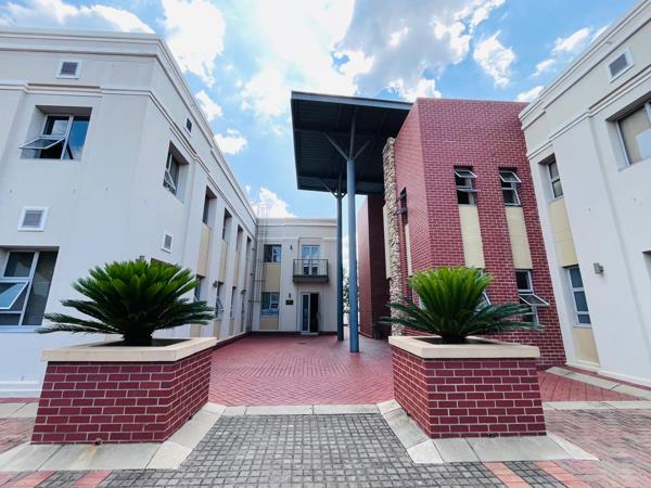 230 m² Commercial space