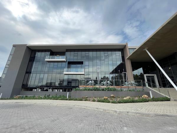 248.9 m² Commercial space