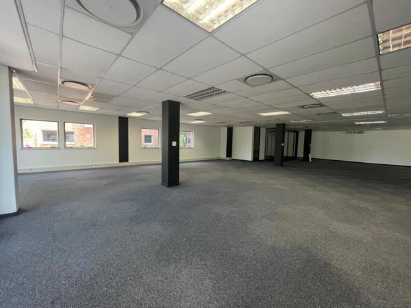 369 m² Commercial space