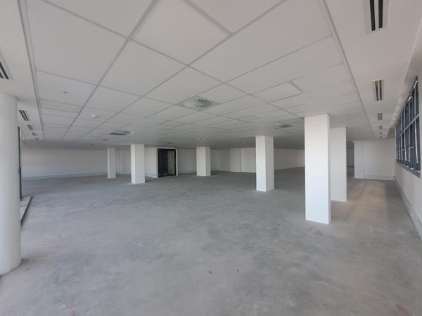 604 m² Commercial space