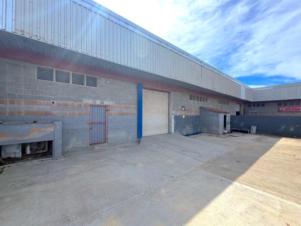 900 m² Commercial space