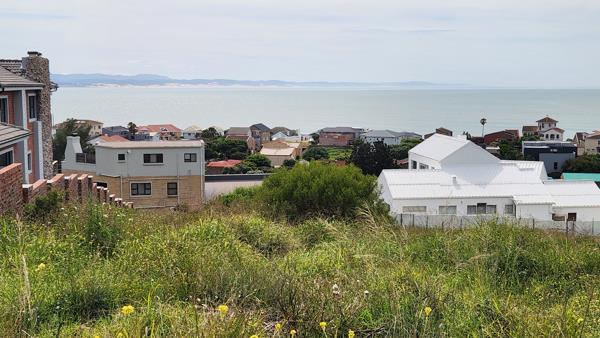 1 504 m² Land