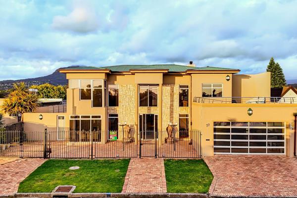 6 Bedroom House
