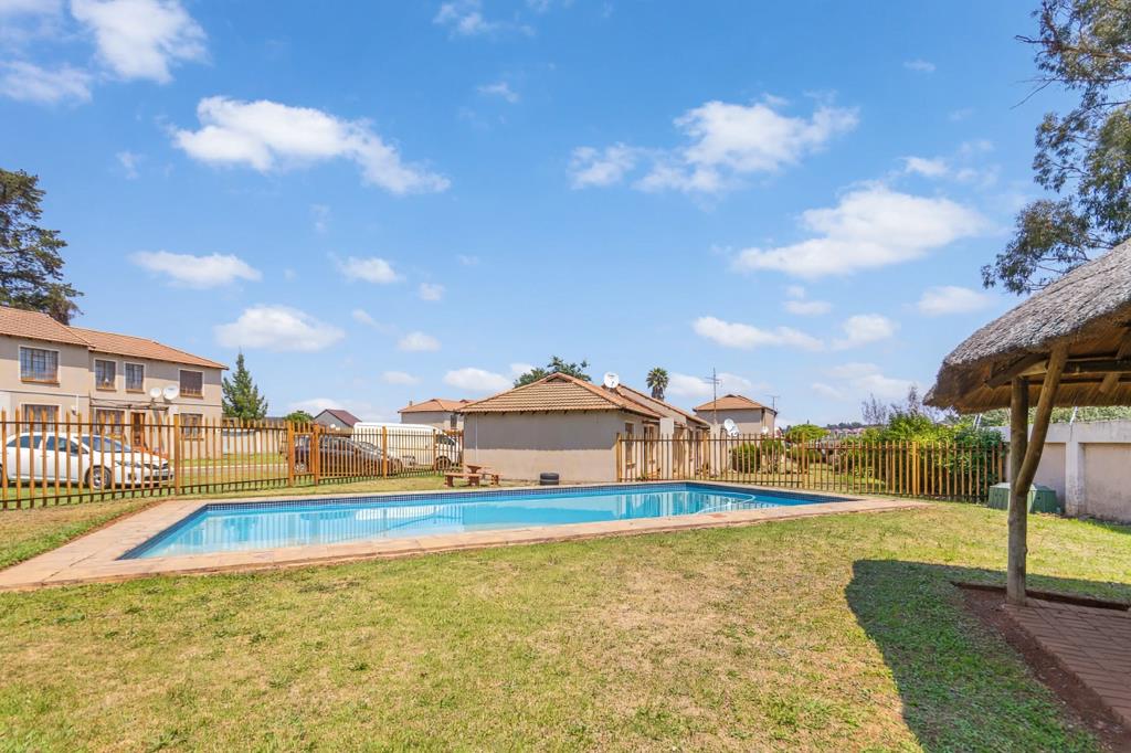 2 Bedroom Townhouse