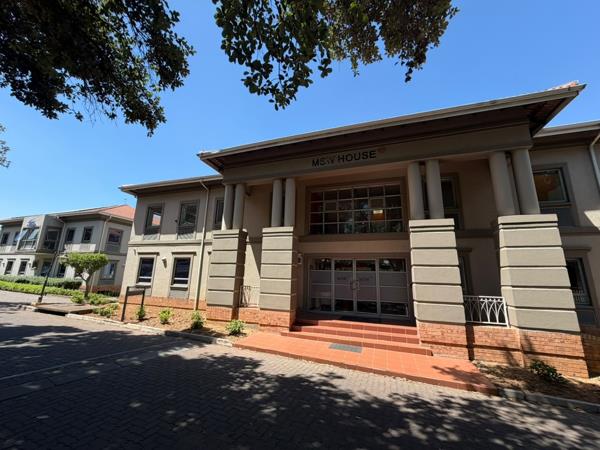 871 m² Commercial space