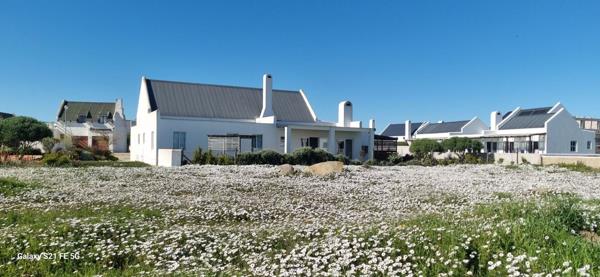 1 037 m² Land