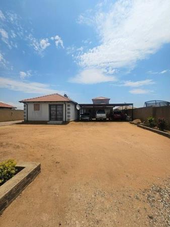 2 Bedroom House