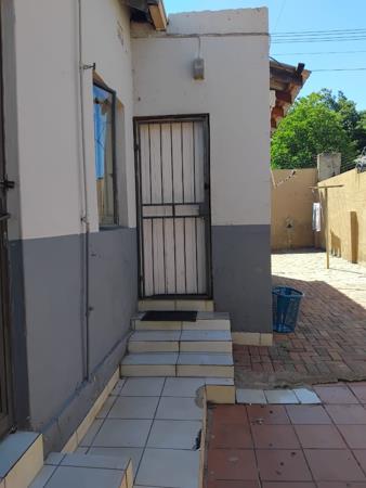1 Bedroom Garden Cottage