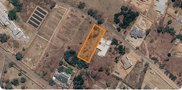 1 555 m² Land