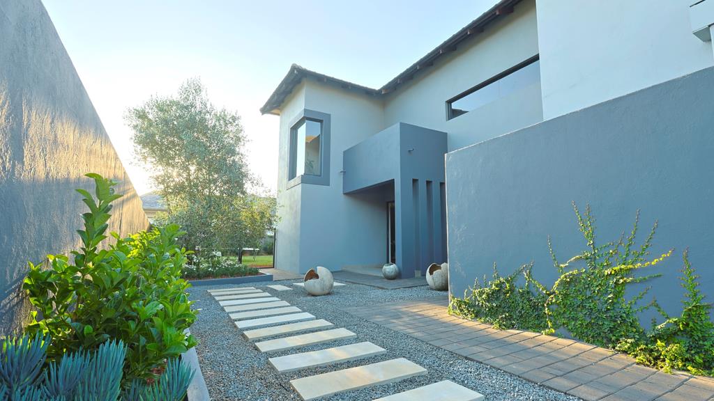 4 Bedroom House
