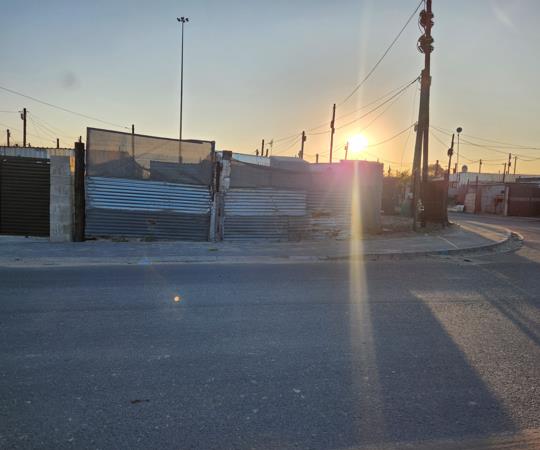 160 m² Land