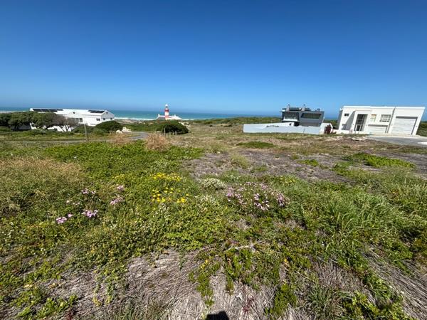 580 m² Land