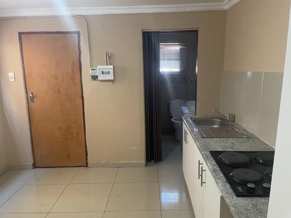 1 Bedroom House
