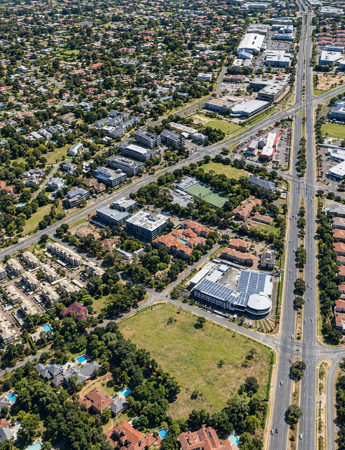 4 664 m² Land
