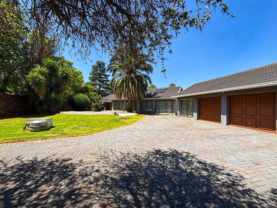 4 Bedroom House