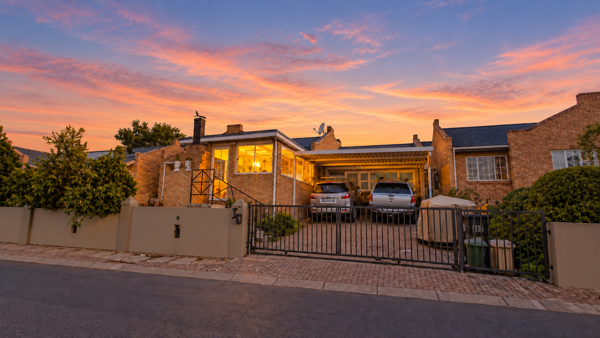 2 Bedroom Townhouse