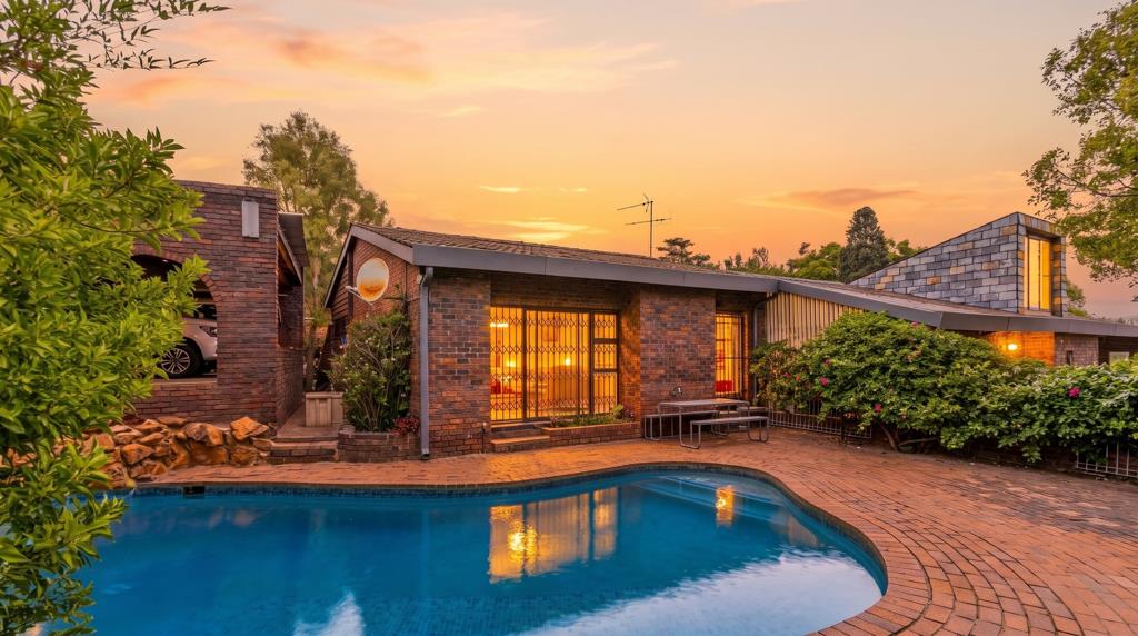 4 Bedroom House