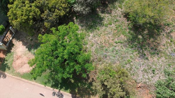 550 m² Land