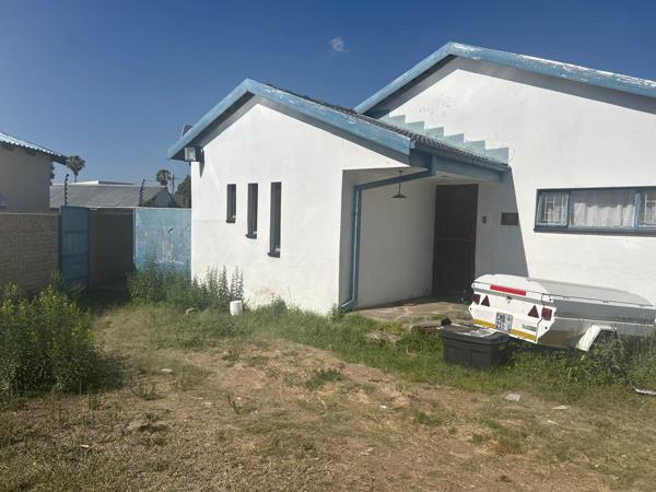 8 Bedroom House