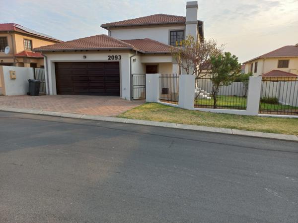 3 Bedroom Cluster