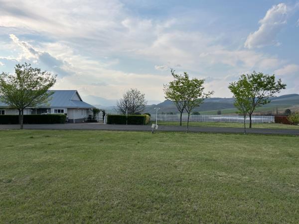 900 m² Land