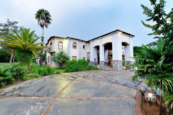 5 Bedroom House