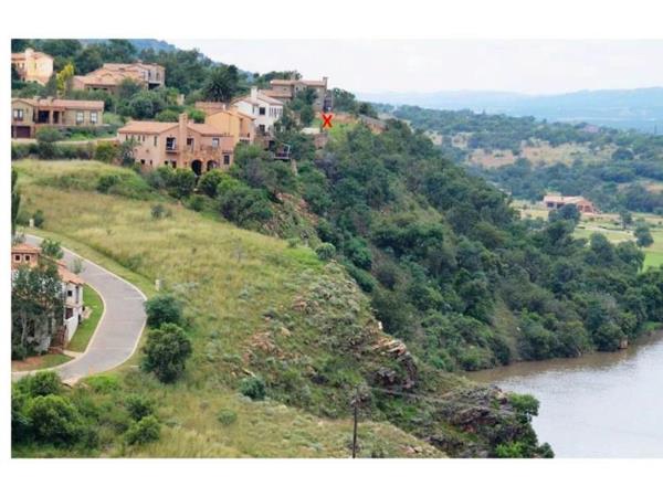 929 m² Land