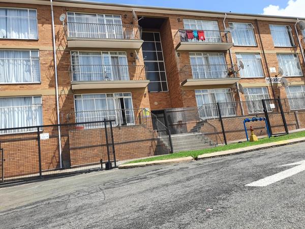 2 Bedroom Flat