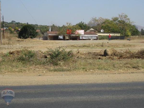 300 m² Commercial space