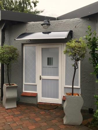 91  m² Office Space