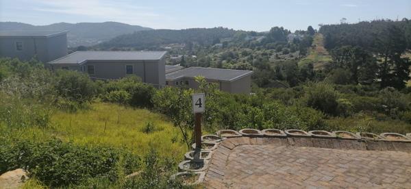 808 m² Land