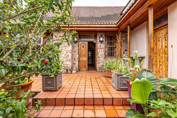 5 Bedroom House