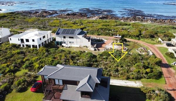 840 m² Land