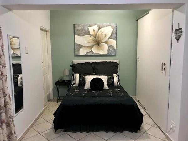 1 Bedroom Garden Cottage