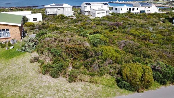 880 m² Land