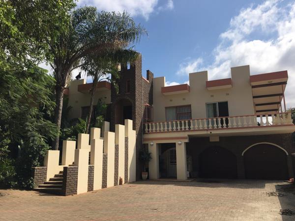 12 Bedroom House