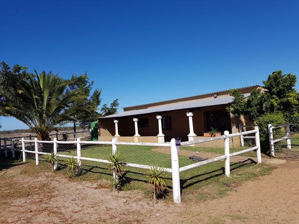 691 ha Farm with House