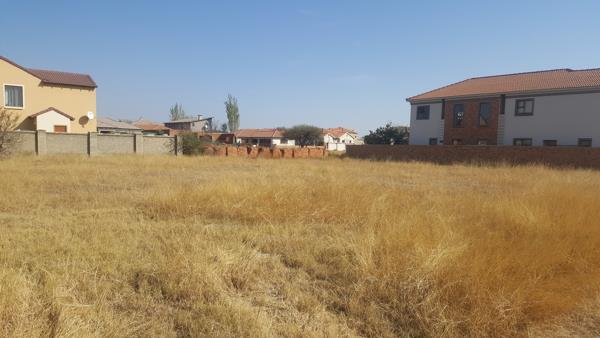 609 m² Land