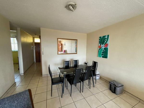 2.5 Bedroom Flat