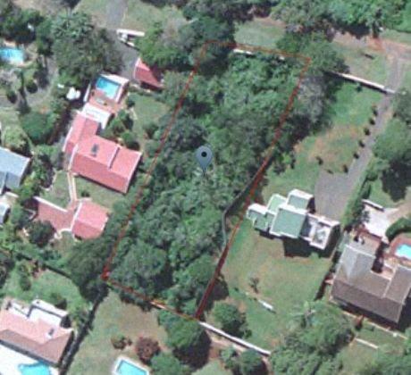 1 560 m² Land