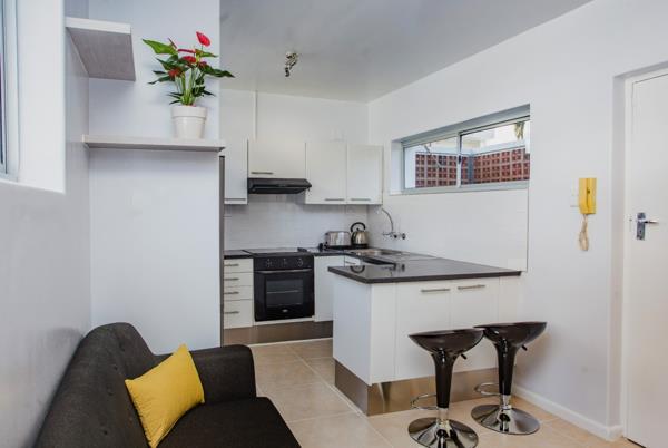 1 Bedroom Flat