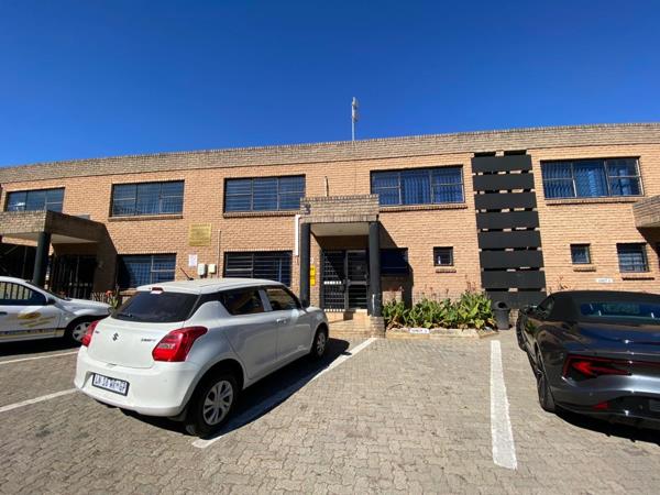 300  m² Industrial space