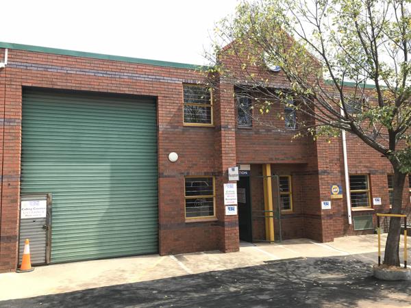 355 m² Industrial space