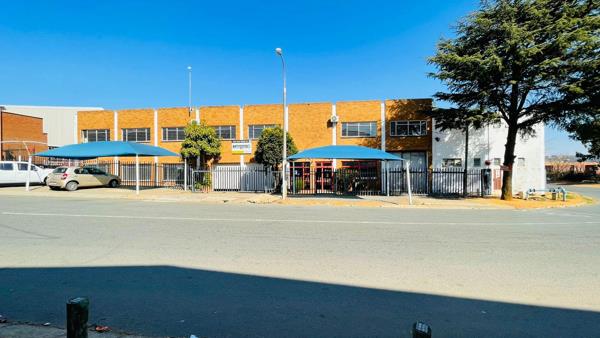 4 111  m² Industrial space