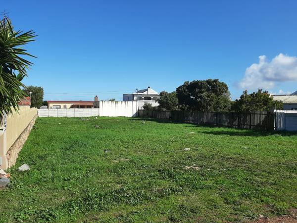 714 m² Land