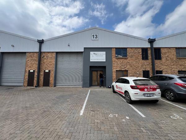 338  m² Industrial space